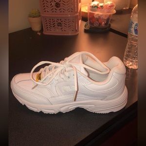 FILA Shoes *never worn 8.5*